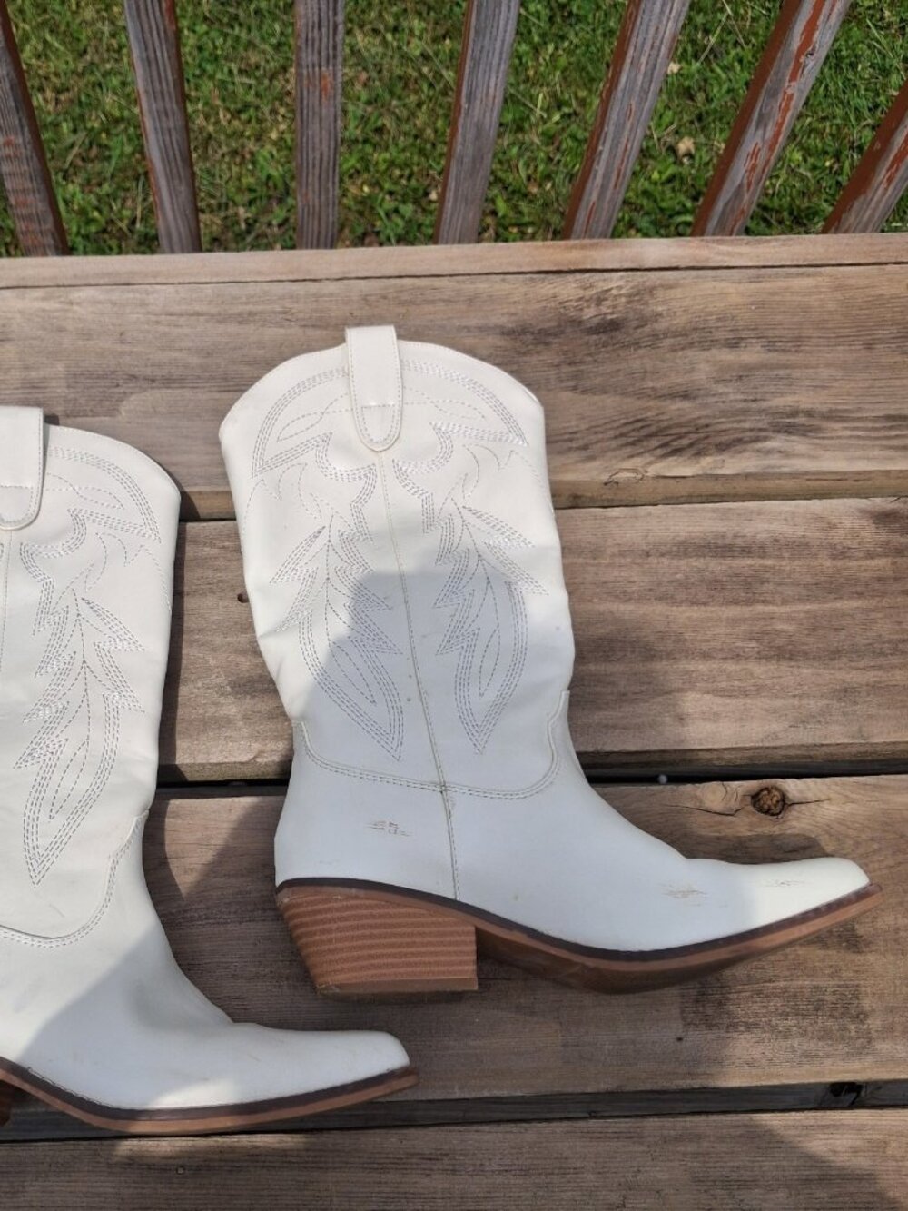 Madden Girl Rangle Cowboy Boots 7.5 White/Cream